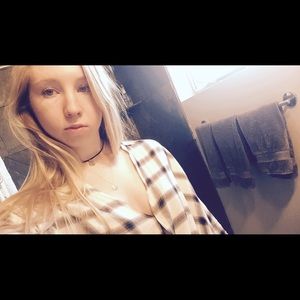 Meet your Posher, Abigail