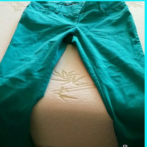 Teal cropped capris
