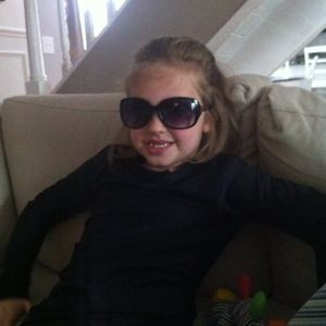 Meet your Posher, Crystal