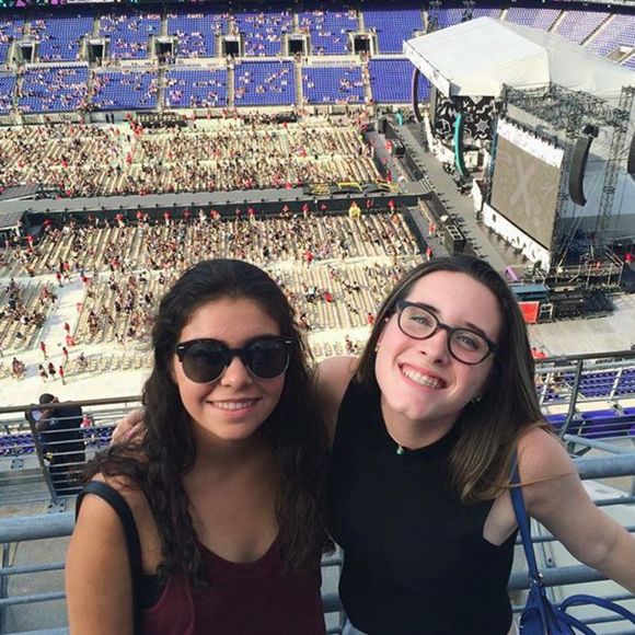 Meet your Posher, Juliet