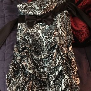 Strapless dress
