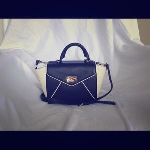 SOLD ❌ kate spade wesley place laurel💖