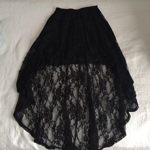 ✨⚫️Gorgeous Black High- Low Lace Skirt⚫️✨