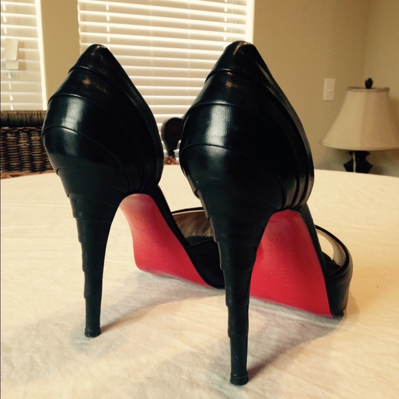 SOLD!!   Christian Louboutin heels  SOLD!!! - Picture 4 of 4