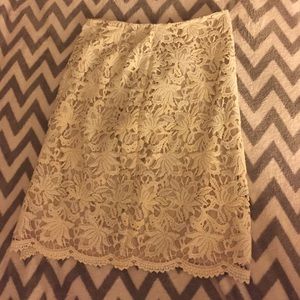 Ann Taylor White and Nude Lace Pencil Skirt