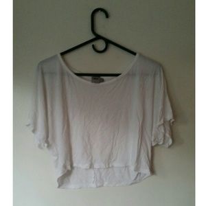 White short sleeve crop top ASOS White short sleeve crop top ASOS