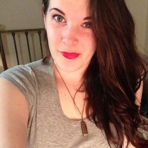 Meet your Posher, Kaitlin