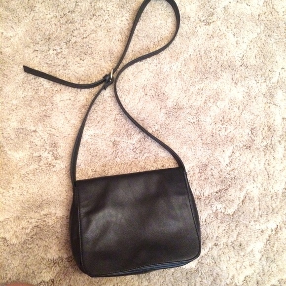 plain cross body bag