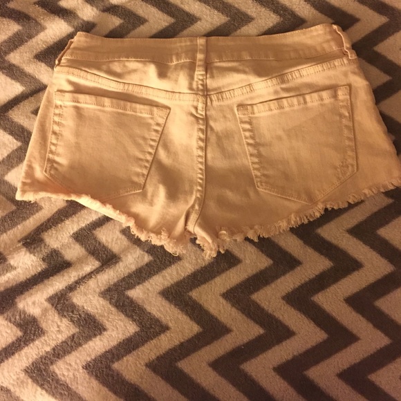 Light Pink Roxy Shorts - Picture 2 of 2