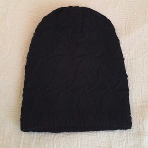 Perfect Black Beanie✨⚫️