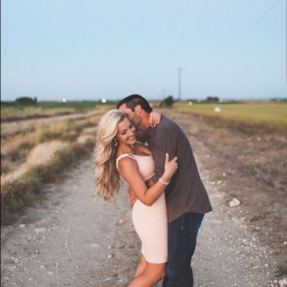 Meet your Posher, Jayney - Picture 3 of 4