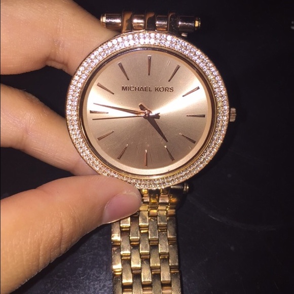 MK watch - Picture 4 of 4