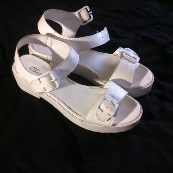 SOLD White buckle platform sandals