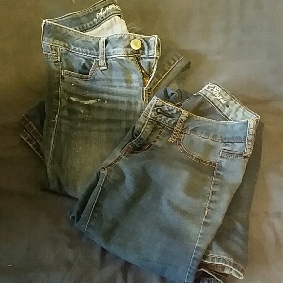 AE jeggings RESERVED