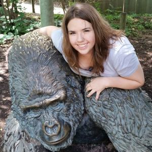 Meet your Posher, Carolyn