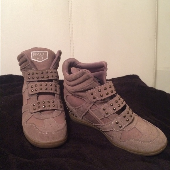 skechers women's wedge sneakers