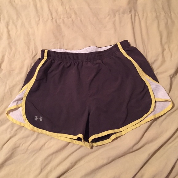 💥Final markdown! Under Armour dryfit shorts