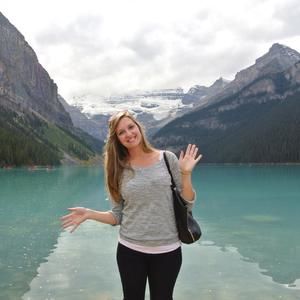 Meet your Posher, Dana