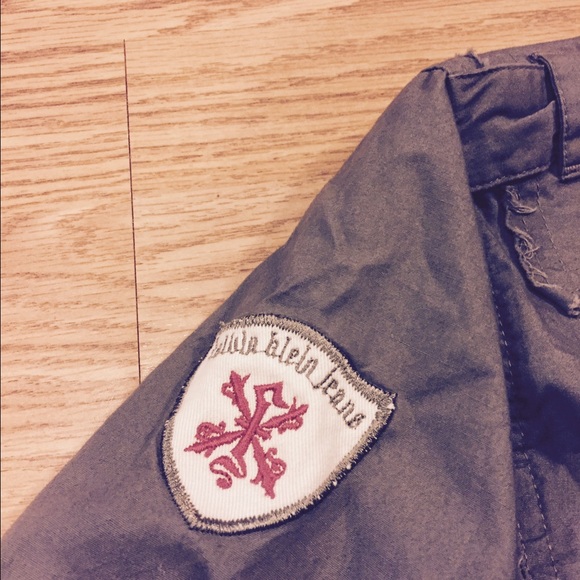 Boys button down top. - Picture 3 of 4