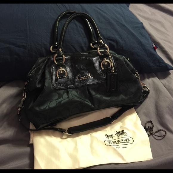 Coach Small signature Ashley Satchel