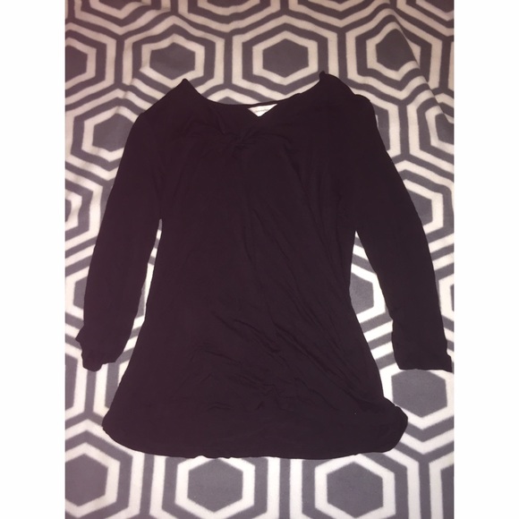 black 3/4 sleeve twist shirt