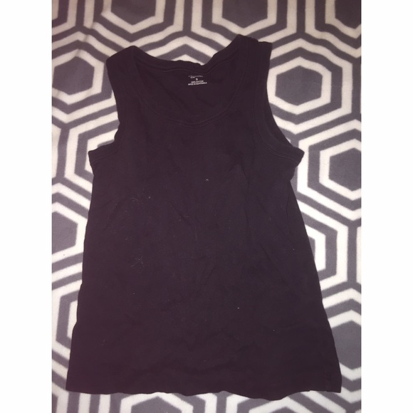 black tank top