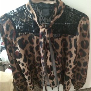Kardashion blouse size XS