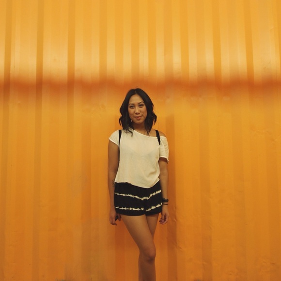 Meet your Posher, Arieanna - Picture 2 of 3