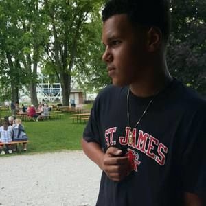 Meet your Posher, Cameron