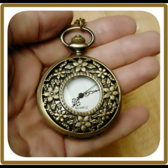 Jewelry - **NEW** VINTAGE STYLE WATCH NECKLACE