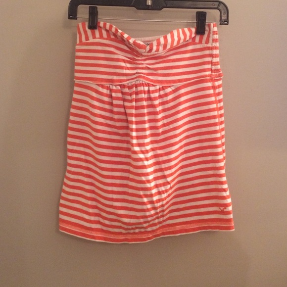 Strapless top