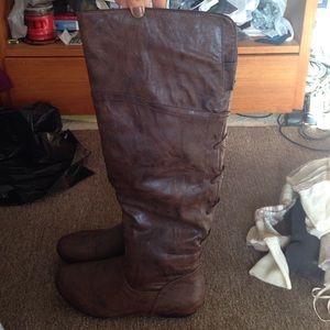 Dark brown boots