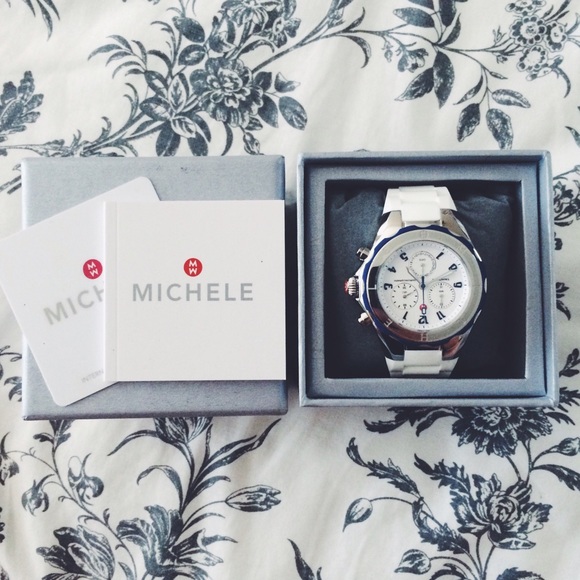 TRADED Bundle for Annie