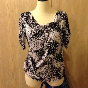 Black and white design top