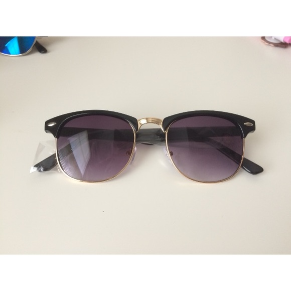 Accessories - Purple Lens Clubmaster