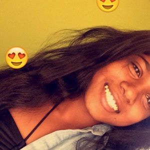 Meet your Posher, Rithma