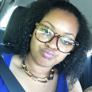 Meet your Posher, Jasmin