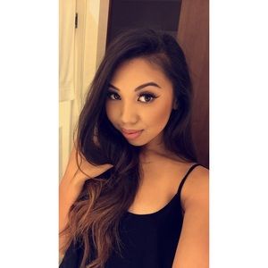 Meet your Posher, Ayleen