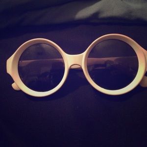 White round face sunglasses