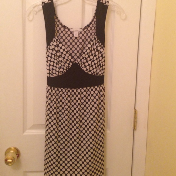 Black and white polka dot tank