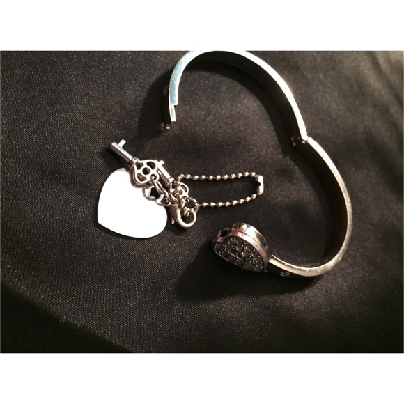 Cute heart bracelet from things remembered - Picture 2 of 4