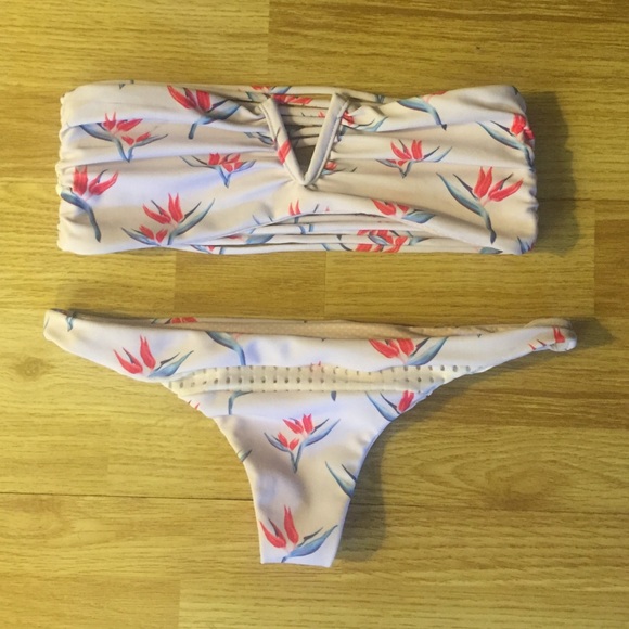 ACACIA SWIMWEAR TWO PIECE SET MEDIUM BOP PRINT