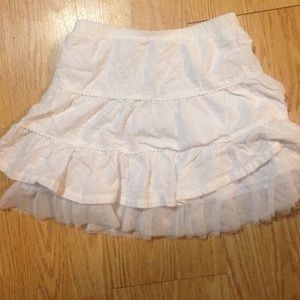 White with white 3D dots