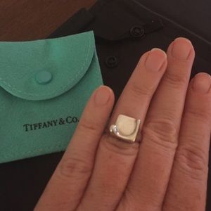 Tiffany&Co Elsa Peretti Square Ring.