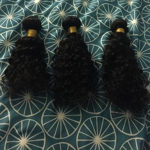 Malaysian curly bundles