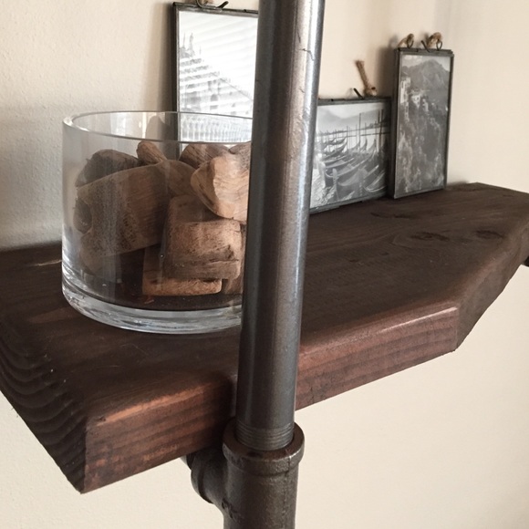 Shelves - Picture 2 of 2