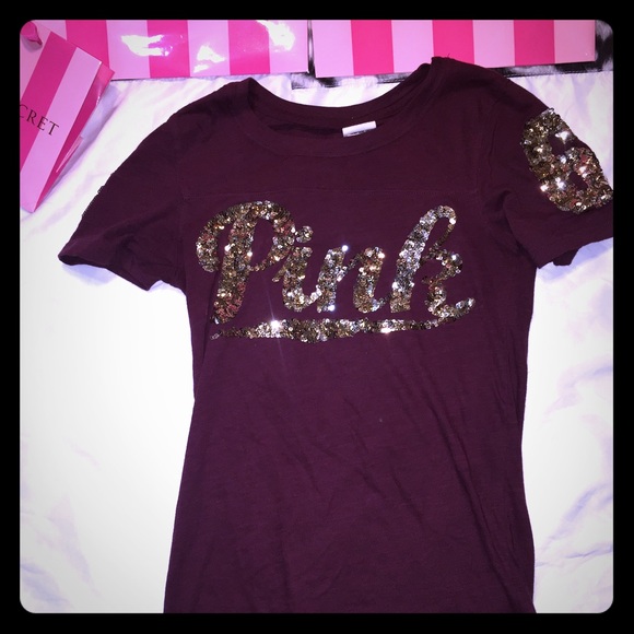 VS pink fitted tee !!!!