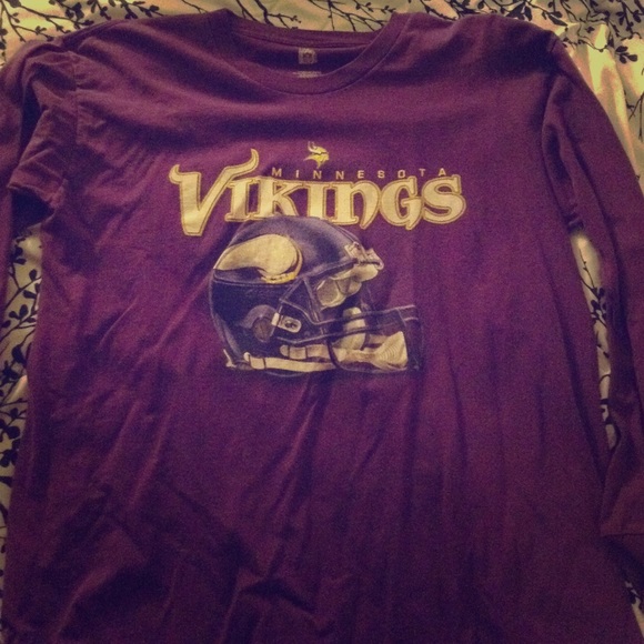 ⭐️NFL Vikings long sleeve⭐️
