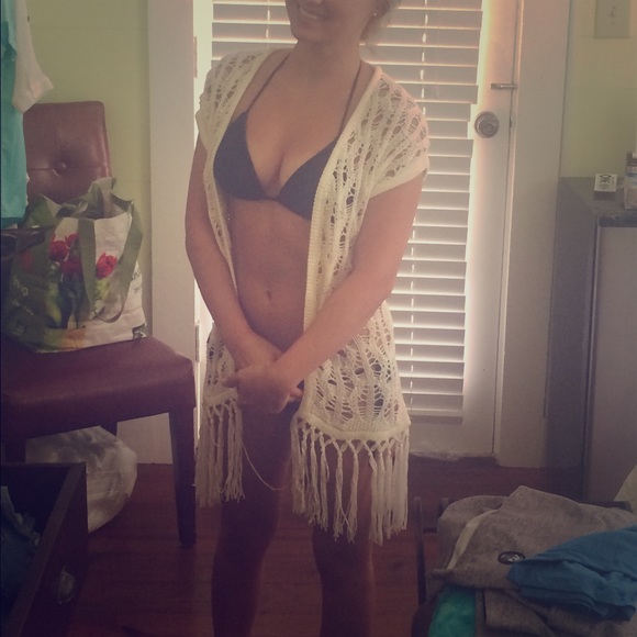 Knitted cover up