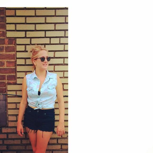 Meet your Posher, Serena